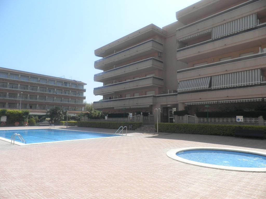 Rvhotels Apartamentos Ses Illes Blanes Exteriör bild
